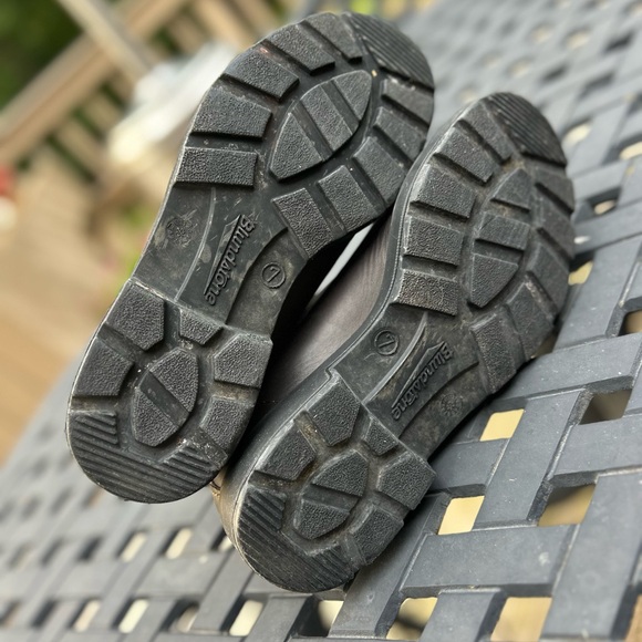 Blundstone Classic Men's 500 Chelsea Boots in Walnut - Picture 8 of 13